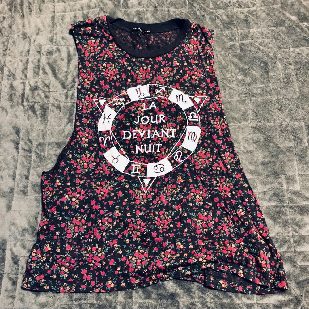 Urban Outfitters tee